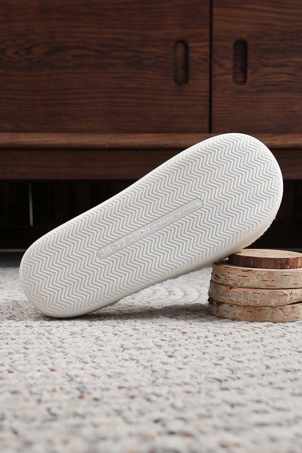 White XO XO Glitter Trim Letter Patched Plush House Slippers