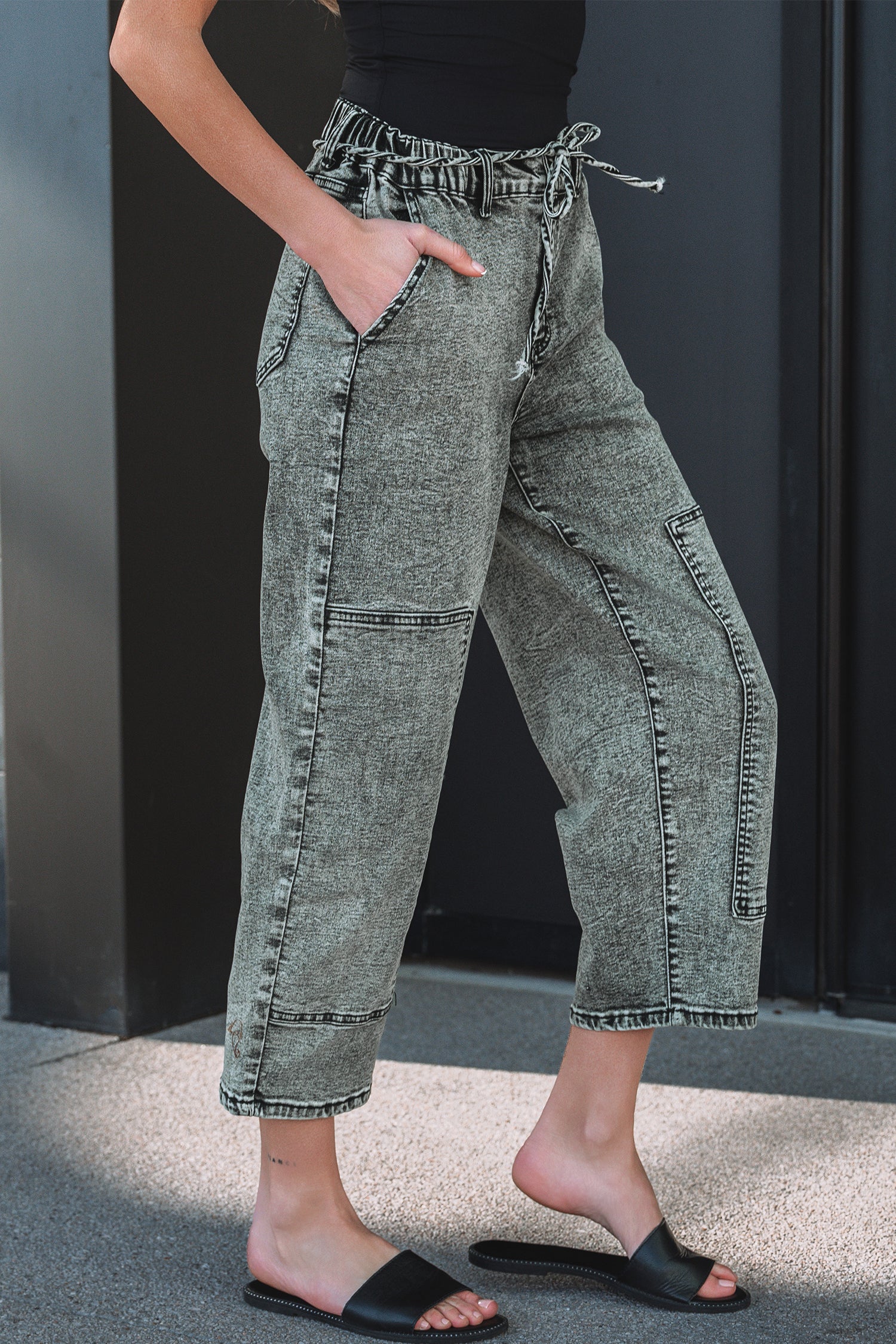Gray Acid Wash Barrel Fit Denim Pants with Waist String